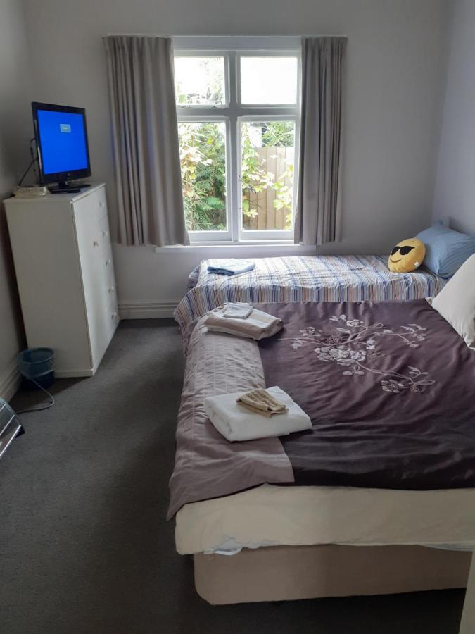 Intrepid Bed & Breakfast Christchurch Kültér fotó